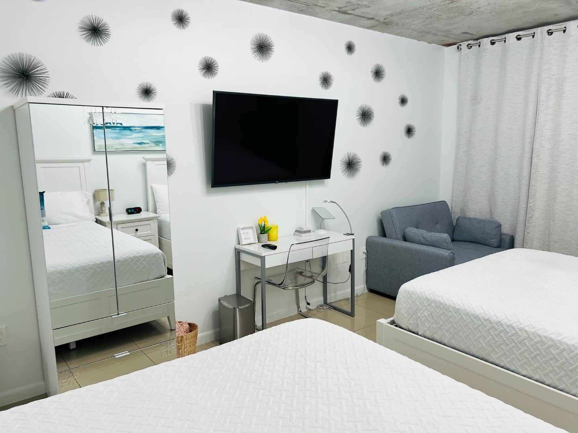 Spacious 2Bd 2Bth At Midblock Miami Exterior foto